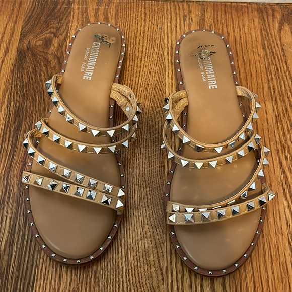 Strappy sandal with studs - Picture 2 of 4
